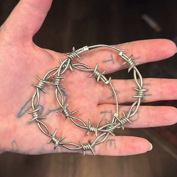 Pamela maya jewelry organics Barbed Wire Hoop Earrings earweights - Picture 2 of 5